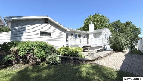 715 4th Street NW Nora Springs IA 50458