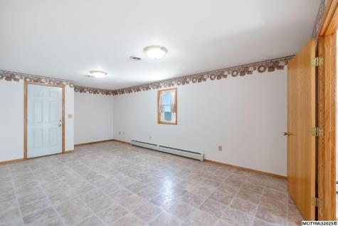 42 33rd SE Mason City IA 50401