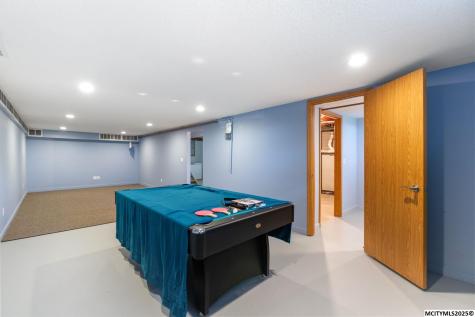 42 33rd SE Mason City IA 50401