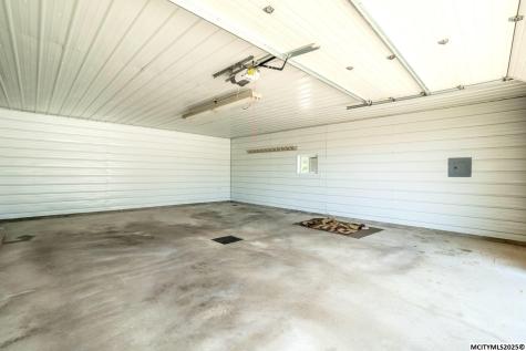 42 33rd SE Mason City IA 50401