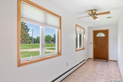 42 33rd SE Mason City IA 50401