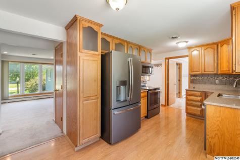 42 33rd SE Mason City IA 50401