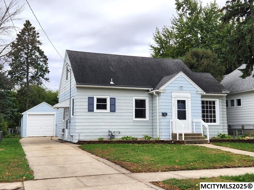 727 2nd SW Mason City IA 50401