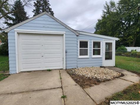 727 2nd SW Mason City IA 50401