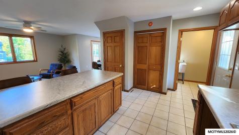 527 NE 4th Street Mason City IA 50401