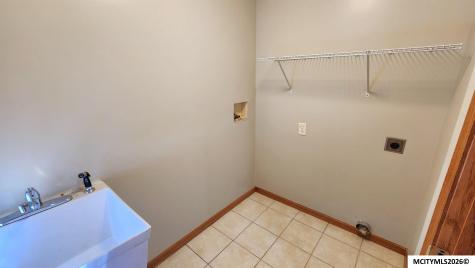 527 NE 4th Street Mason City IA 50401