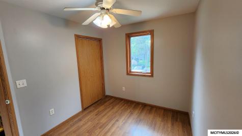 527 NE 4th Street Mason City IA 50401