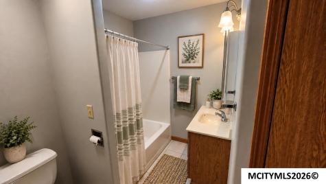 527 NE 4th Street Mason City IA 50401