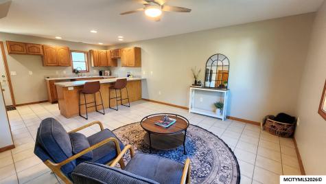 527 NE 4th Street Mason City IA 50401