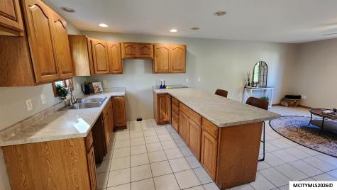 527 NE 4th Street Mason City IA 50401