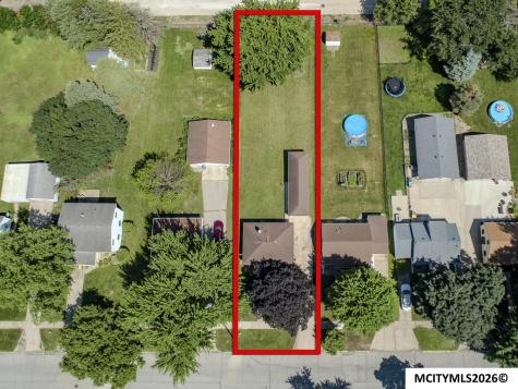 1309 S Carolina Mason City IA 50401