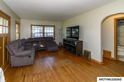 1309 S Carolina Mason City IA 50401