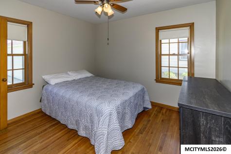 1309 S Carolina Mason City IA 50401