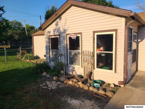 311 18th SE Mason City IA 50401