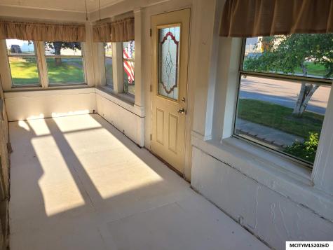311 18th SE Mason City IA 50401