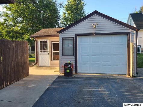 311 18th SE Mason City IA 50401