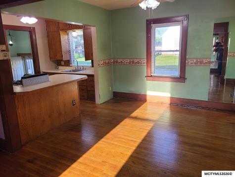 311 18th SE Mason City IA 50401