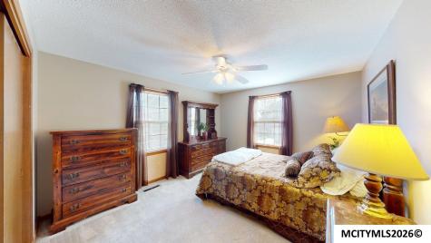 2010 S Monroe Mason City IA 50401