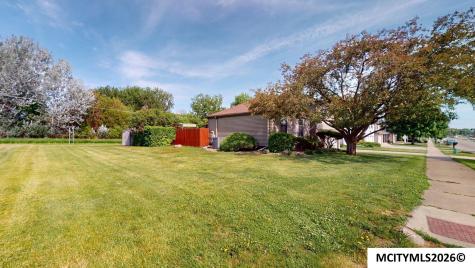 2010 S Monroe Mason City IA 50401