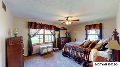 2010 S Monroe Mason City IA 50401