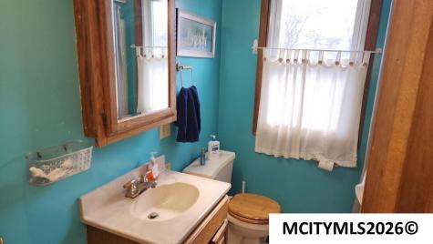 935 11th NE Mason City IA 50401