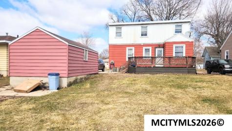 935 11th NE Mason City IA 50401