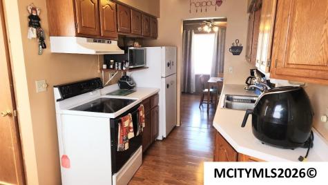 935 11th NE Mason City IA 50401