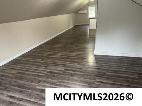 106 S Harrison Lake Mills IA 50450
