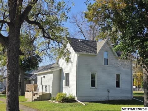 627 2nd Street Meservey IA 50457