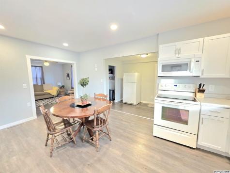 627 2nd Street Meservey IA 50457