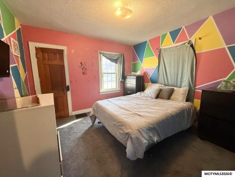 606 11th NE Mason City IA 50401