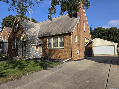 721 N Jefferson Mason City IA 50401