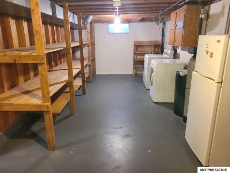 1155 Crestmore Way Mason City IA 50401