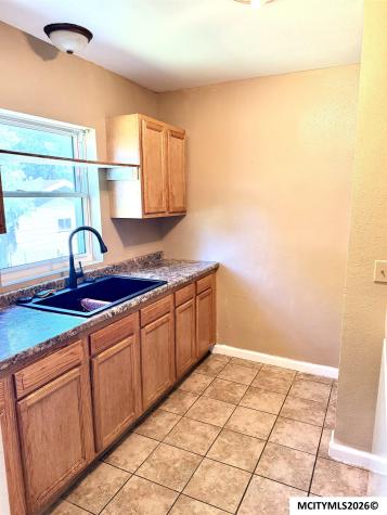 713 N Tyler Mason City IA 50401