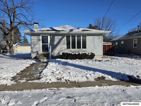 694 15th SE Mason City IA 50401