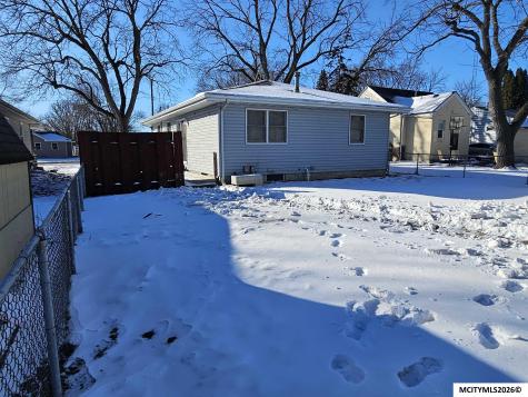 694 15th SE Mason City IA 50401