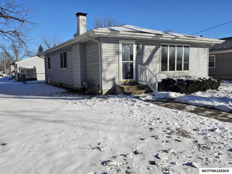 694 15th SE Mason City IA 50401