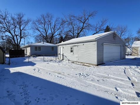 694 15th SE Mason City IA 50401