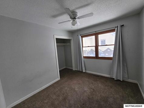 694 15th SE Mason City IA 50401