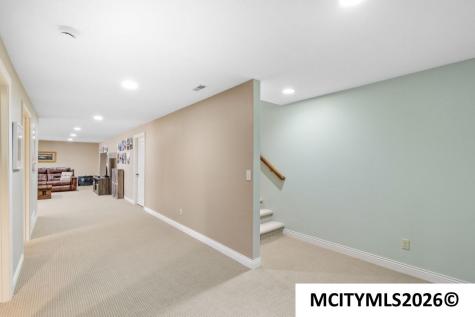 125 Boulder Mason City IA 50401