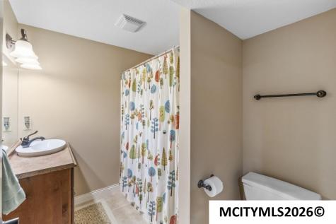 125 Boulder Mason City IA 50401
