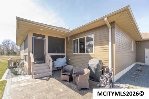 125 Boulder Mason City IA 50401