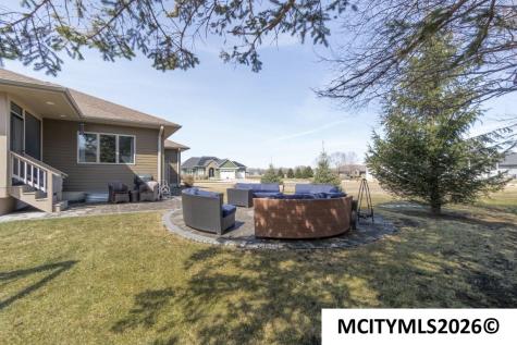 125 Boulder Mason City IA 50401
