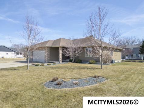 125 Boulder Mason City IA 50401