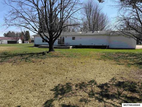 710 Oak Street Kensett IA 50448