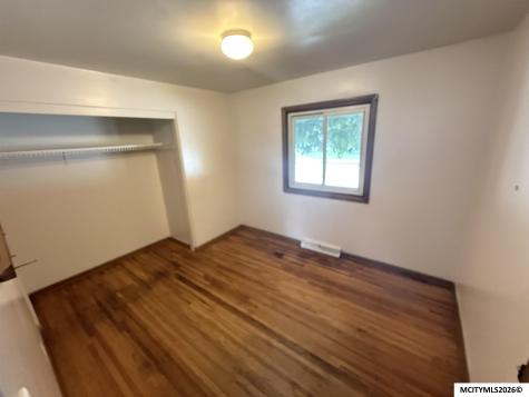 2705 S Adams Avenue Mason City IA 50401