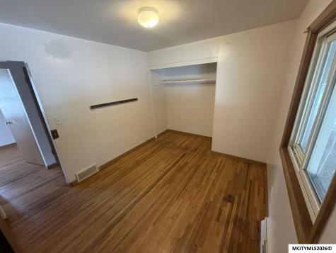 2705 S Adams Avenue Mason City IA 50401