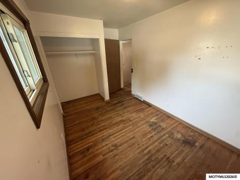 2705 S Adams Avenue Mason City IA 50401