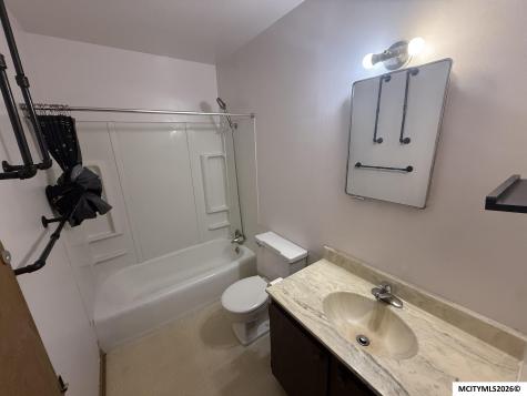 2705 S Adams Avenue Mason City IA 50401