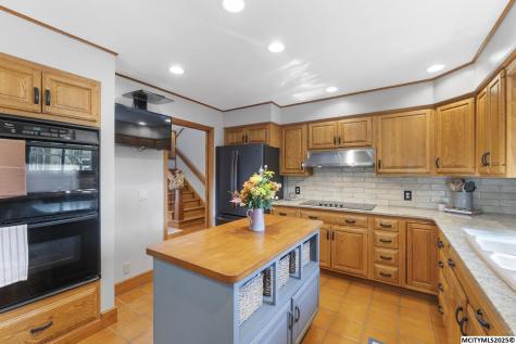 21748 A Owl Avenue Mason City IA 50401